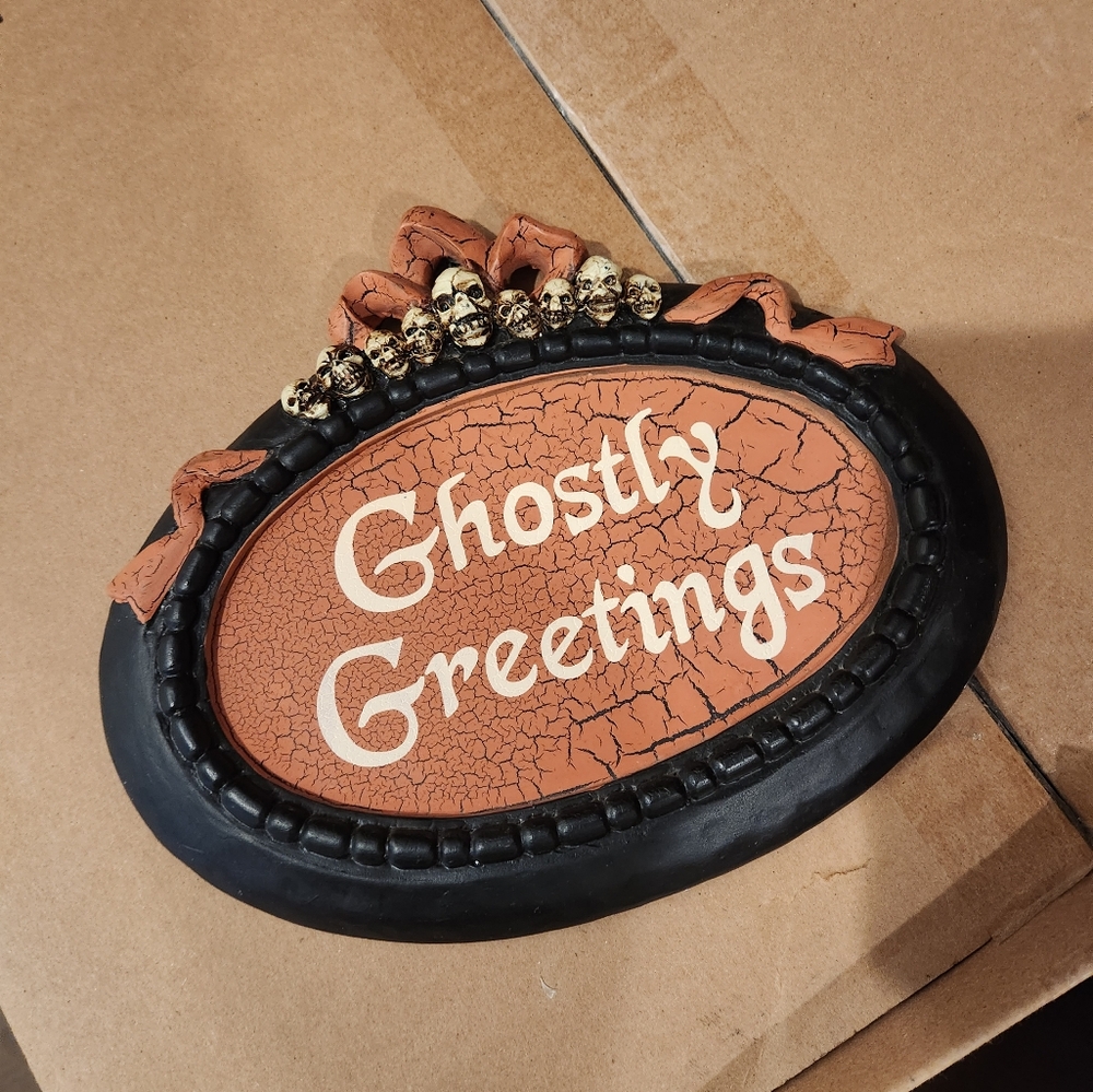 Halloween Ghostly Greetings Plaque
